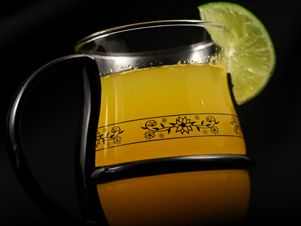 Sparkling Spanish Summer Cocktail – Refreshing & Delightfully Boozy ✨🍊