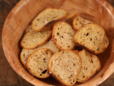 Crispy Homemade Bread Chips – Perfect for Snacking or Soup Toppings