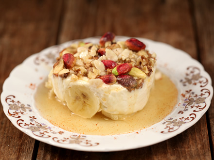 Istanbul dessert, Turkish dessert recipe, banana dessert, creamy dessert, honey chili sauce, mixed nuts dessert, whipped cream recipe, fermented sour cream, easy layered dessert, Mediterranean sweets, fruit and nut dessert, spicy sweet sauce