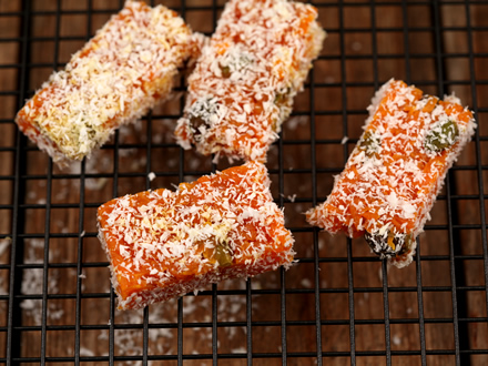 Healthy Turkish-Style Carrot Delight – Homemade Cezerye with Pistachios & Coconut