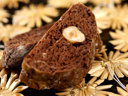 Chocolate-Almond Biscotti – Festive Crunchy Treat Inspired by NY Times