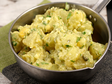 Potato Salad with Gribiche Sauce – Simple & Refreshing Lunch A straightforward recipe perfect for a quick lunch at work — great for trying the tangy, textured Gribiche sauce if you haven’t yet! ⏰ Prep Time: 20 minutes 🍽️ Servings: 3-4 Ingredients 6 potatoes 1 portion Gribiche sauce (see your favorite recipe or premade) Instructions Peel the potatoes and cut into cubes. Boil them in salted water until tender. Drain and let them cool completely. Toss the cooled potatoes with the Gribiche sauce until well coated. Taste and adjust salt if needed. Serve chilled. 🍽️ Serving Suggestions Enjoy this potato salad as a light main dish or as a side with grilled meats or roasted vegetables. It’s fresh, tangy, and full of texture — perfect for a satisfying workday lunch. 📝 Final Thoughts The Gribiche sauce’s creamy, tangy, and slightly tangy flavor pairs beautifully with the earthy potatoes. It’s a fantastic way to elevate a simple potato salad and impress with minimal effort. Serve cold for the best experience.