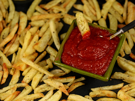 🍟 Baked Fries with Homemade Ketchup