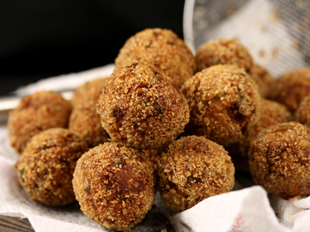 CRISPY EGGPLANT PATTIES — CREAMY INSIDE, GOLDEN CRUNCHY OUTSIDE