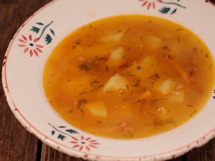 REFRESHING BRAN-INSPIRED POTATO SOUP WITH SAUERKRAUT JUICE — A SIMPLE, TANGY, AND AFFORDABLE DELIGHT