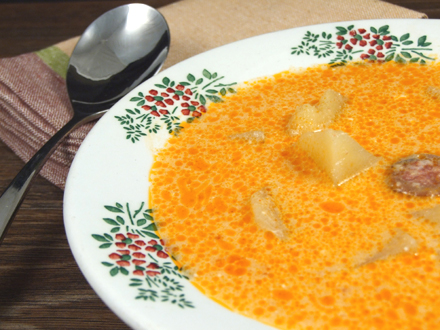 TRADITIONAL TRANSYLVANIAN POTATO SOUP WITH SMOKED SAUSAGE — A HEARTY, AROMATIC CLASSIC
