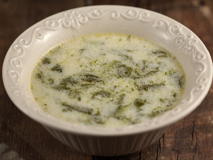 SORREL SOUP — A MAGICAL SPRING SOUP WITH TANGY FLAVOR