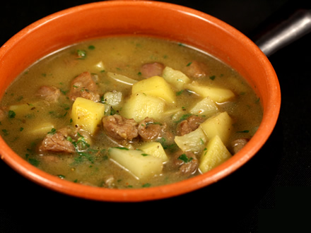 LAMB SOUP WITH SPICED LAMB AND POTATOES — A HEARTY, AROMATIC SOUP WITH MEDITERRANEAN FLARE