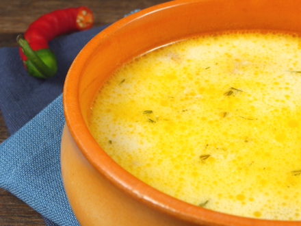 TRADITIONAL ROMANIAN GREEK-STYLE CHICKEN SOUP