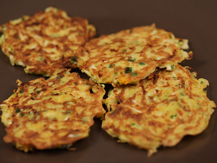 CABBAGE PANCAKES – SIMPLE AND JAPANESE STYLE