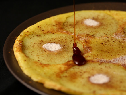 APPLE PANCAKES WITH CINNAMON SUGAR AND SYRUP