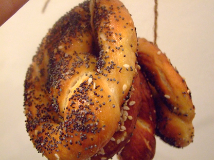 AUTHENTIC SOFT PRETZELS – STREET STYLE FAVORITES