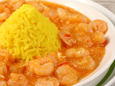 QUICK ASIAN-STYLE SHRIMP STIR-FRY WITH SWEET-SPICY SAUCE