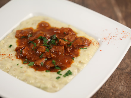 SULTAN'S FAVORITE (HÜNKAR BEĞENDİ) – LAMB STEW ON CREAMY EGGPLANT PURÉE