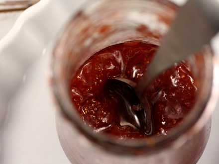 STRAWBERRY JAM WITH A TWIST – OUR FAVORITE WINTER PROVISION