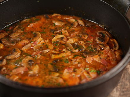 PORK ESCALOPE IN ZINGARA SAUCE (TOMATO SAUCE WITH HAM & MUSHROOMS)