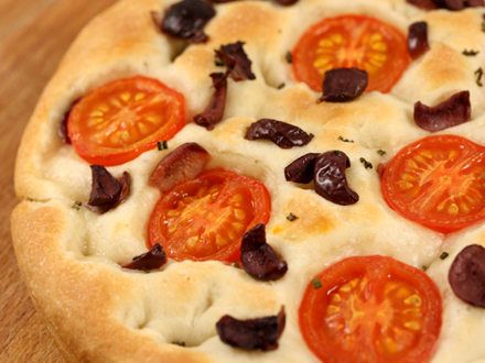 HOMEMADE MEDITERRANEAN FOCACCIA WITH CHERRY TOMATOES, OLIVES & ROSEMARY