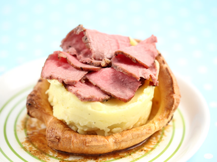 SLOW-ROASTED BEEF ROAST WITH YORKSHIRE PUDDING, HORSERADISH MASHED POTATOES & RICH BROWN SAUCE
