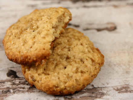 CEREAL, HONEY & NUT COOKIES — DAIRY & EGG FREE, VEGAN FRIENDLY