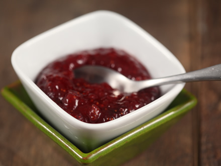 HOMEMADE STRAWBERRY-BANANA JAM – SWEET & FRUITY DELIGHT