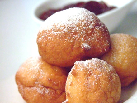 QUICK YOGURT FRITTERS – SIMPLE & DELICIOUS