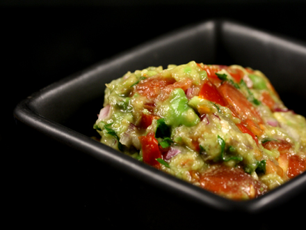 Traditional Mexican Guacamole Dip Experience authentic Mexican flavors with this creamy avocado and vegetable dip, perfect for pairing with crunchy corn tortilla chips. Knowing how to select ripe avocados ensures the best taste and texture for your guacamole.