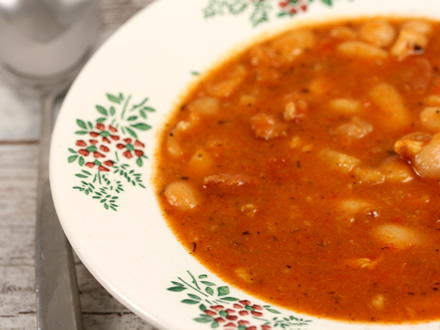 Traditional Bab Gulyas – Hearty Hungarian Bean and Pork Stew