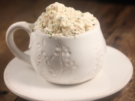 DELICATE FROZEN GOAT YOGURT WITH ROSE JAM AND BASIL – A REFINED SUMMER DESSERT