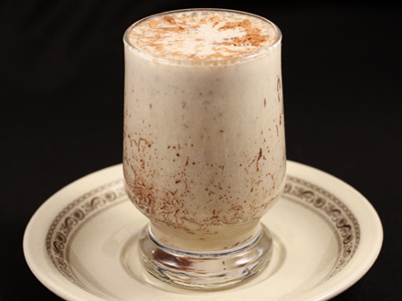 CREAMY BANANA MILK SMOOTHIE – SIMPLE AND CUSTOMIZABLE