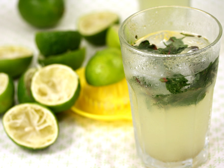 TRIPLE REFRESHING LIME, CUCUMBER & MINT LEMONADE