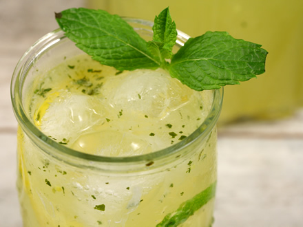 PERFECT LIME & MINT LEMONADE RECIPE