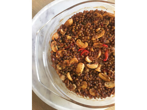 GREEN LENTILS WITH MUSHROOMS AND VEGETABLES – A HEARTY LUNCHBOX DISH