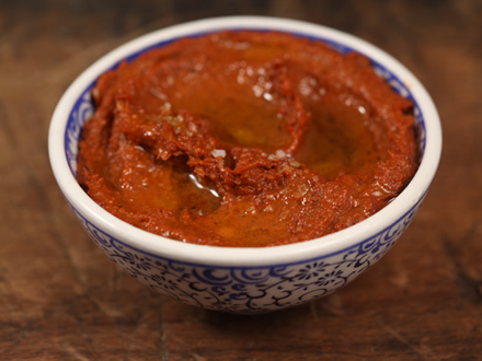 QUICK ROASTED PEPPER PASTE WITH CINNAMON – A WINTER PANTRY FAVORITE