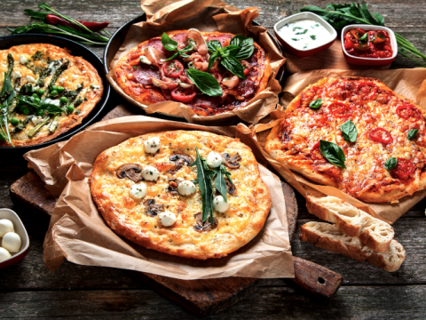 Homemade Pizza: Toppings, Calories, Recipes & Essential Accessories