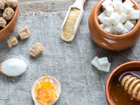 Natural Ways to Replace Sugar in Your Recipes