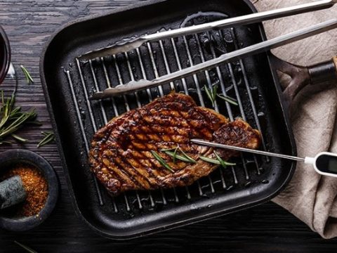 How to Use a Meat Thermometer for the Perfect Beef Steak: Tips and Best Practices
