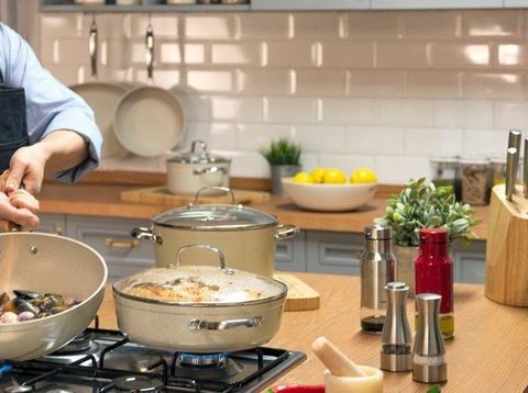 Tips and Techniques to Prevent Food from Sticking to Your Pots and Pans