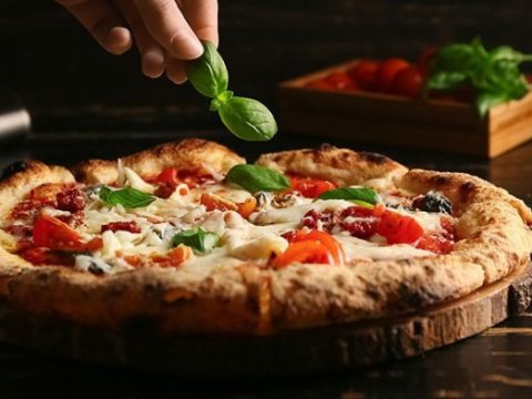 How to Make the Best Homemade Pizza Dough