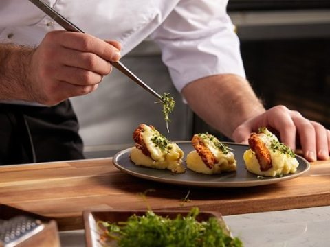 Top 12 Famous Chefs Who Transformed the Culinary World